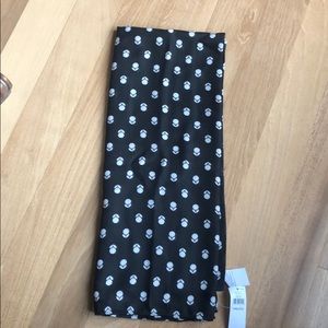 BNWT adorable scarf from banana